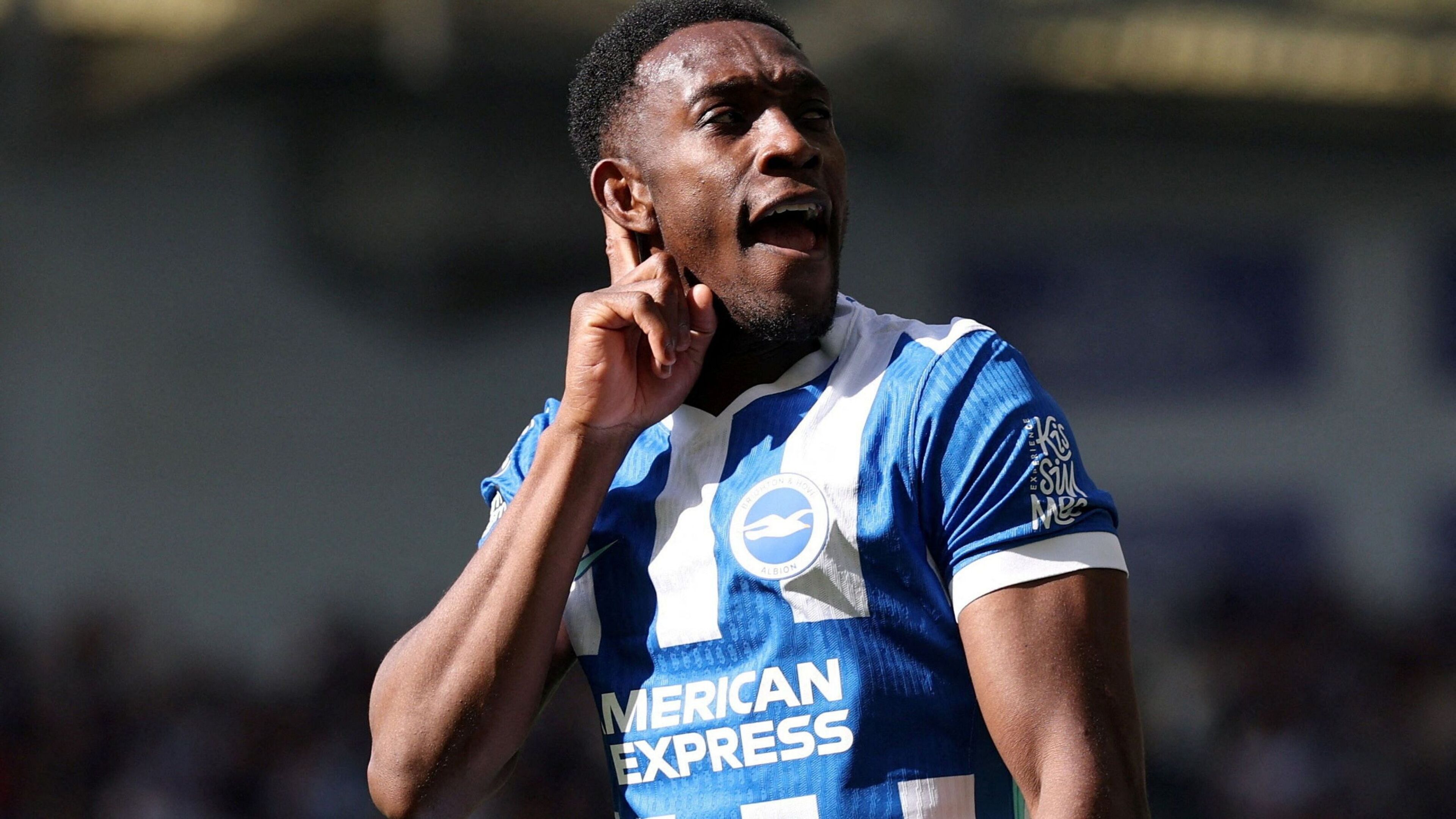 Chelsea make approach to Brighton for veteran striker Danny Welbeck